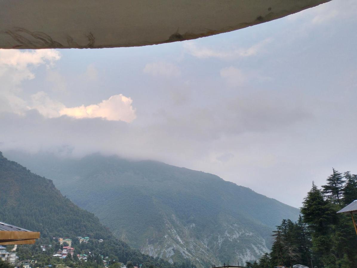 Aman Inn Dharamshala Extérieur photo