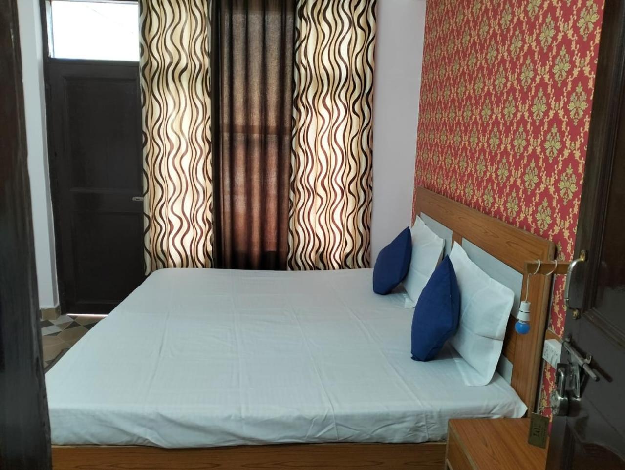 Aman Inn Dharamshala Extérieur photo