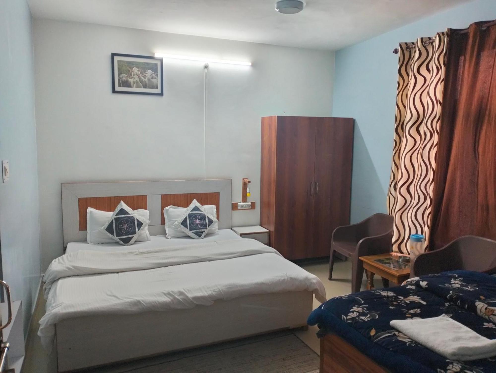 Aman Inn Dharamshala Extérieur photo